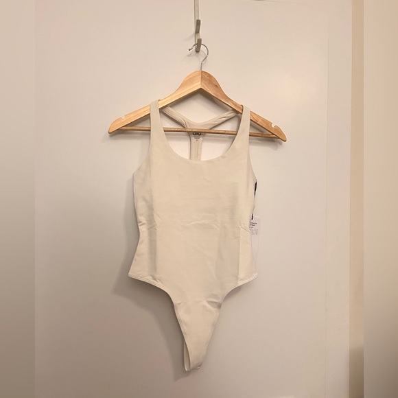 Alo Sleek Back Bodysuit NWT - Picture 4 of 7
